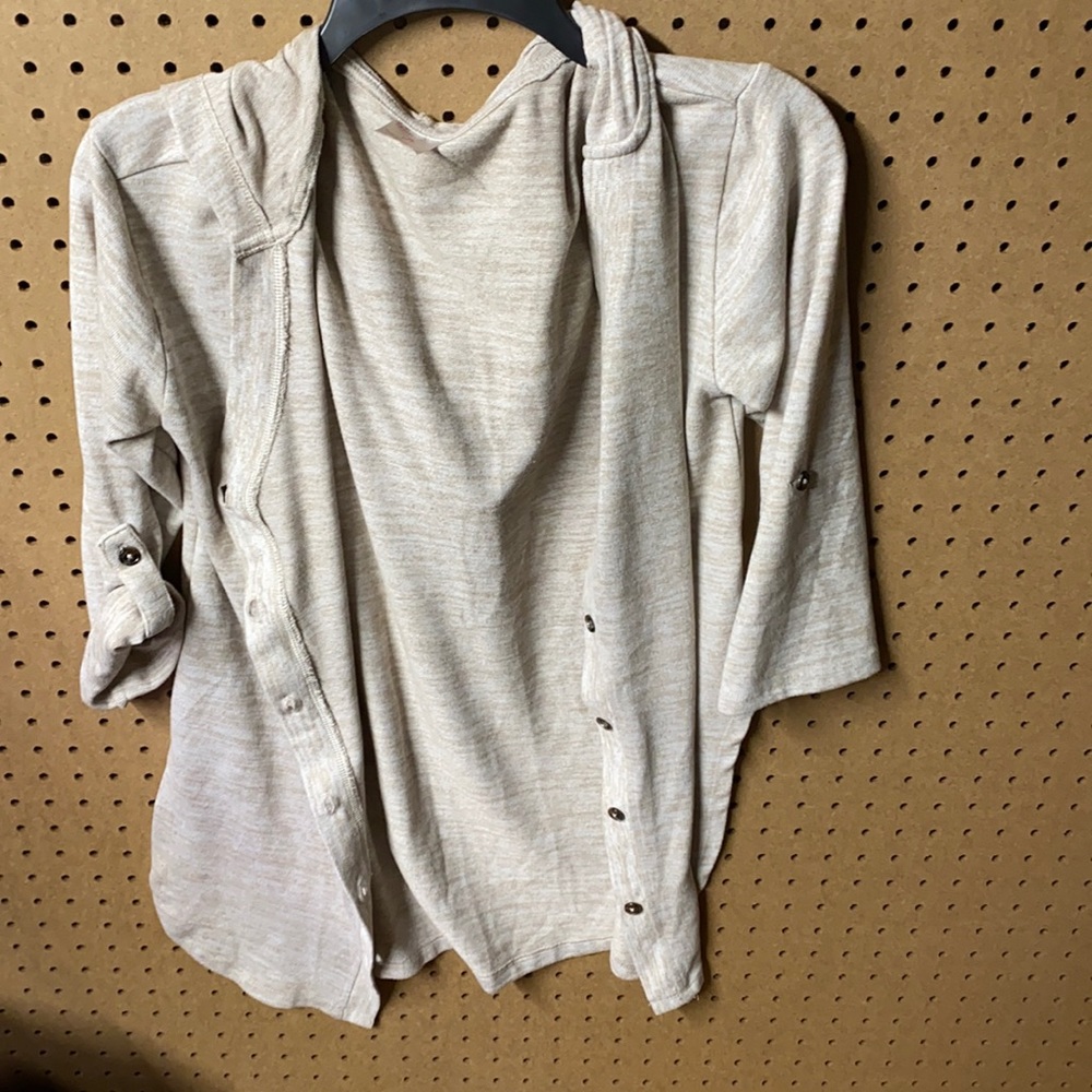 HOODIE TEE TOP ***$5 if bundled with another item***
